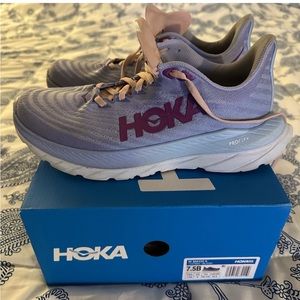 Women’s Hoka Sneakers****FINAL PRICE NO OTHER DISCOUNTS****